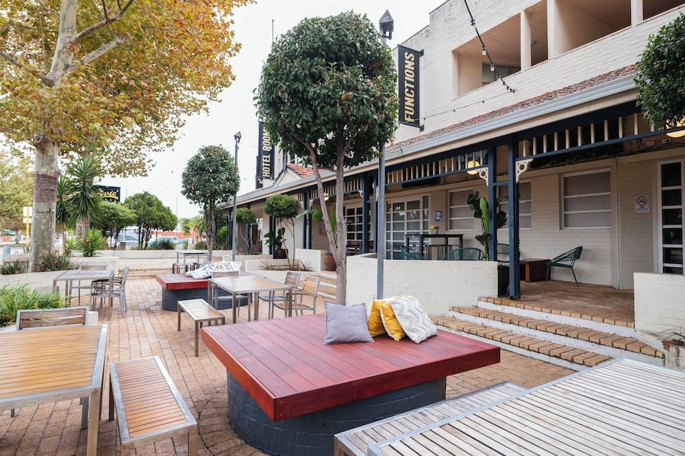 شرفة مرصوفة صورة