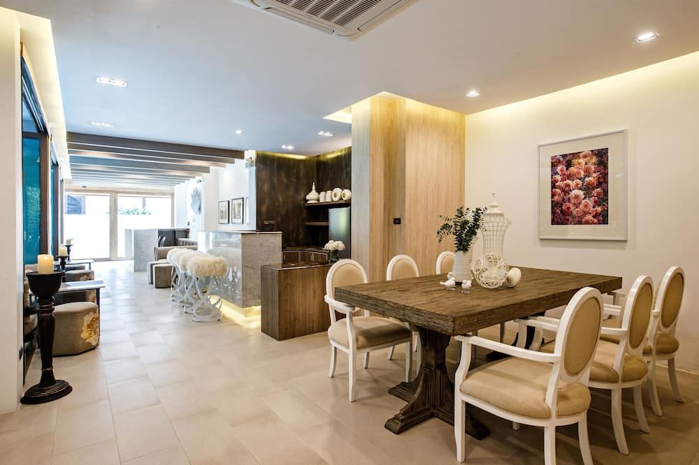 غرفة طعام صورة