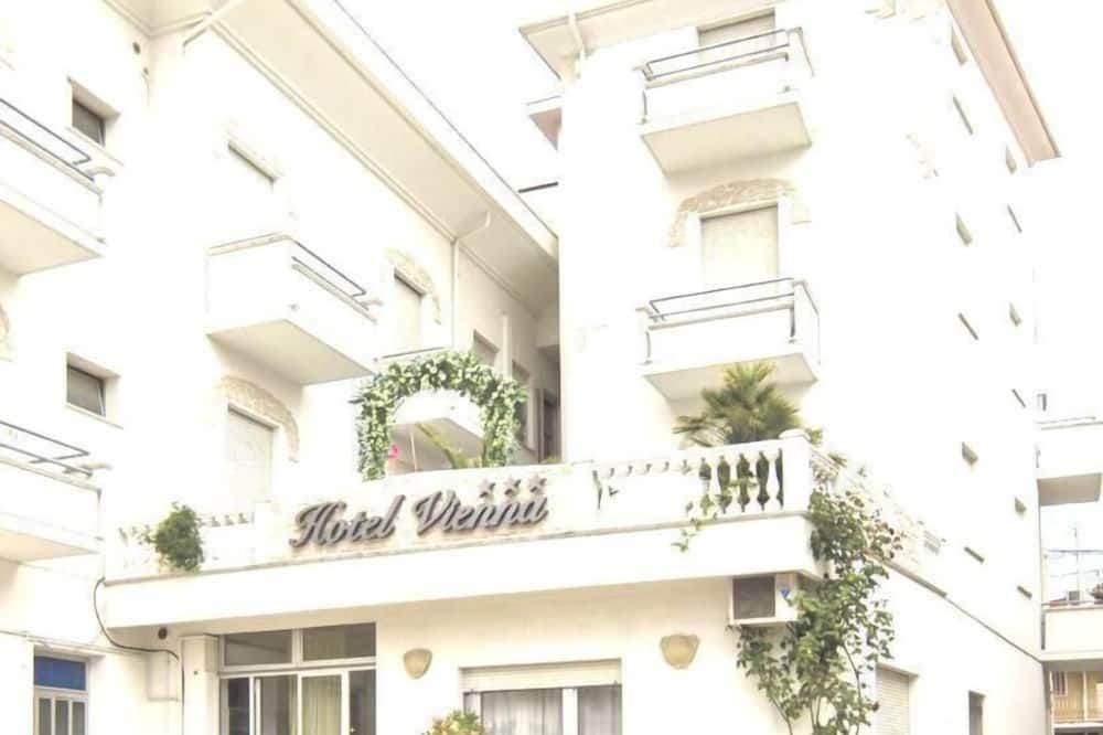مبنى