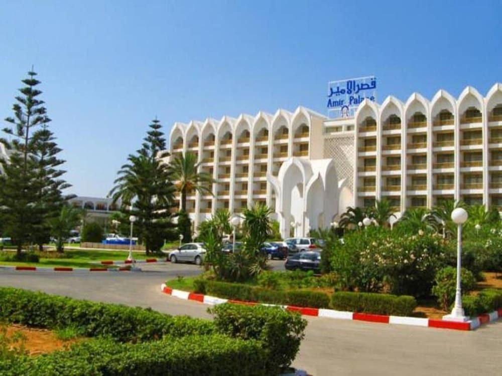 مبنى