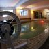 حوض السباحة