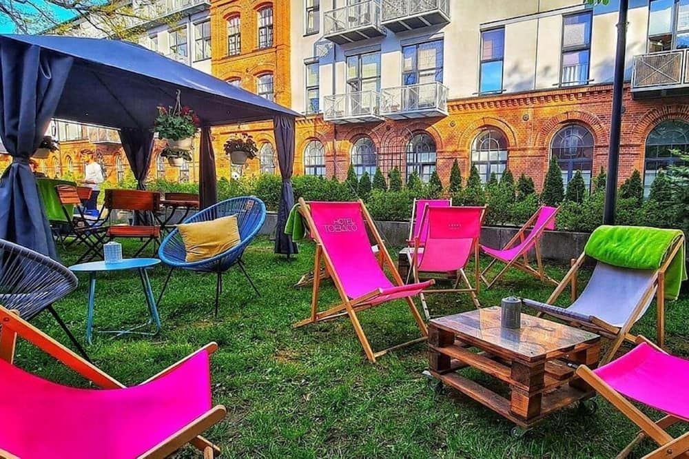 شرفة مرصوفة صورة