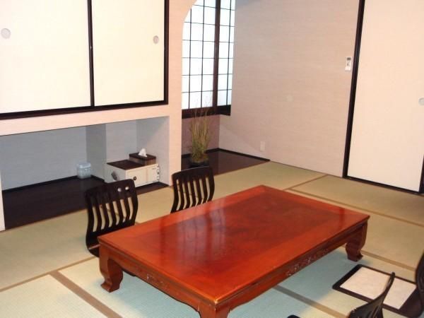 غرفة طعام صورة