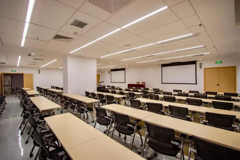 غرفة الاجتماعات