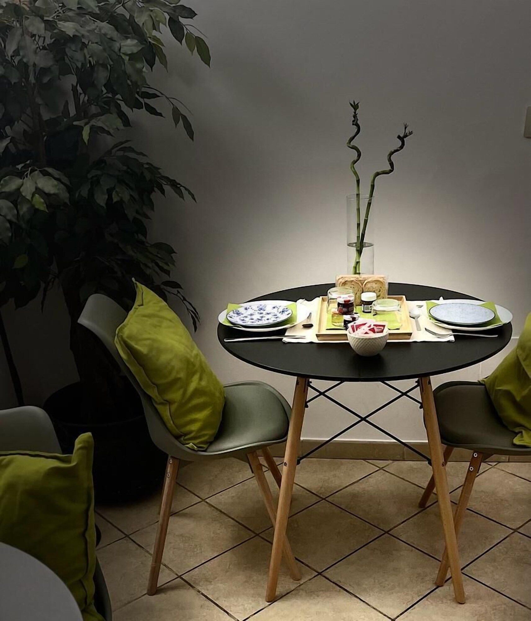 غرفة طعام صورة