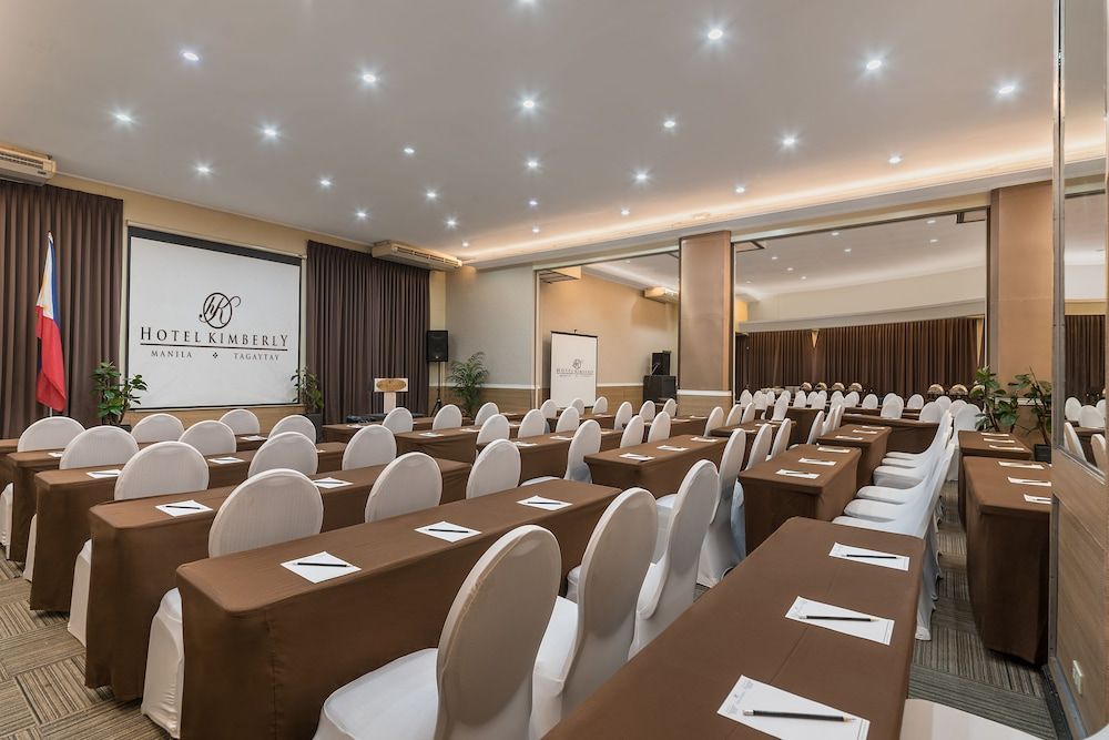 غرفة الاجتماعات