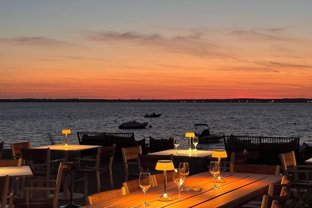 حوض السباحة صورة