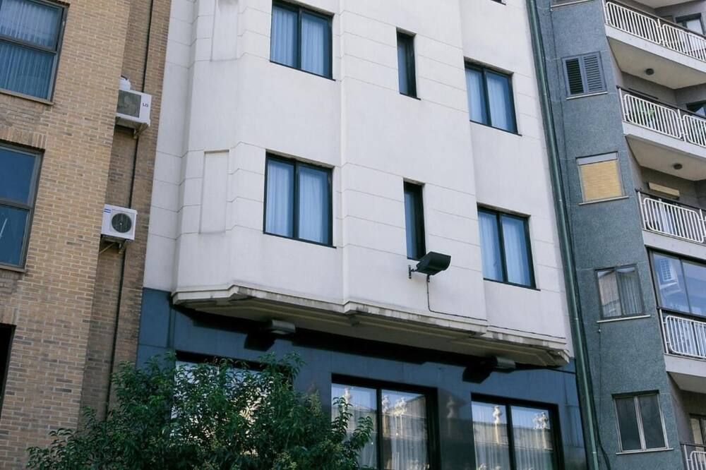 مبنى
