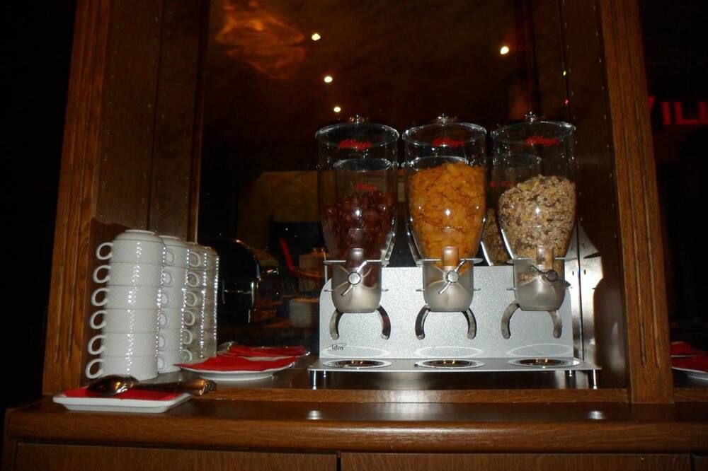 مطعم
