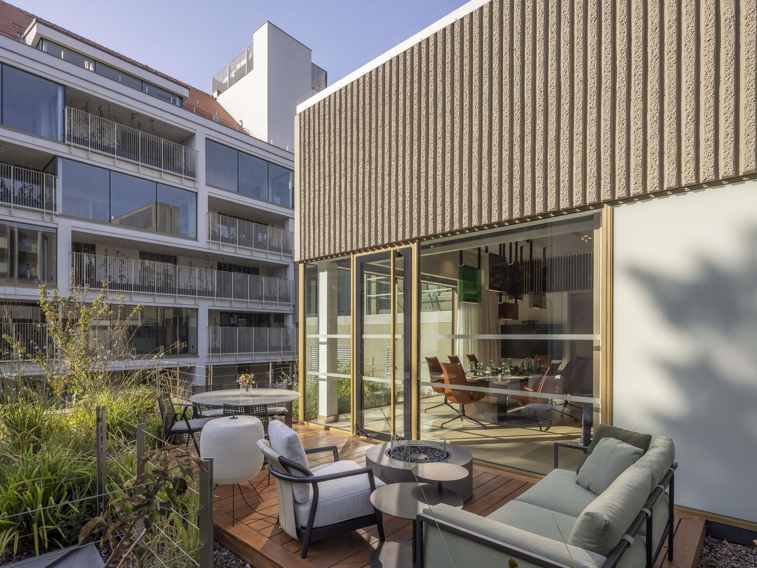 غرفة الاجتماعات