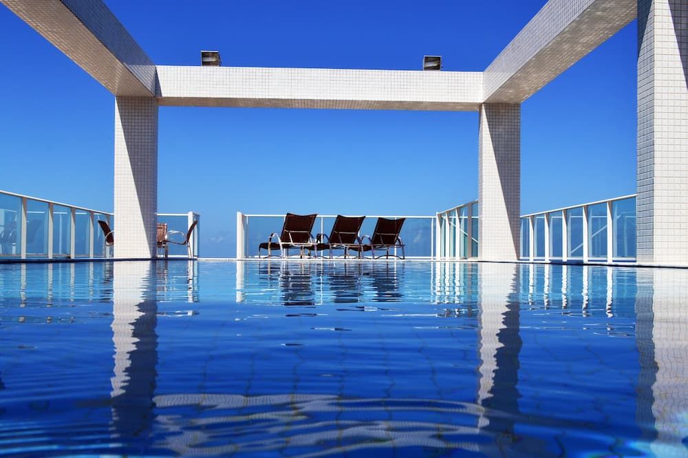 حوض السباحة صورة