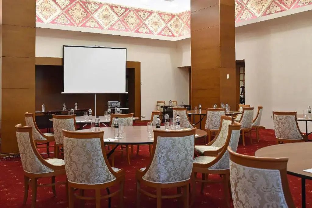 غرفة الاجتماعات