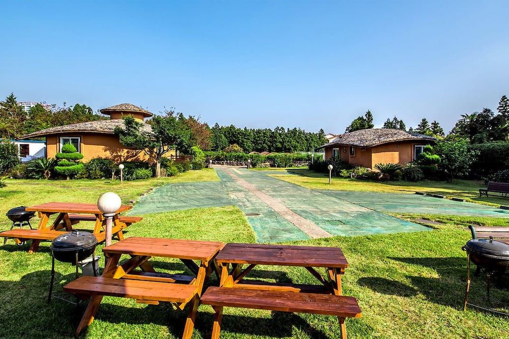 شرفة مرصوفة