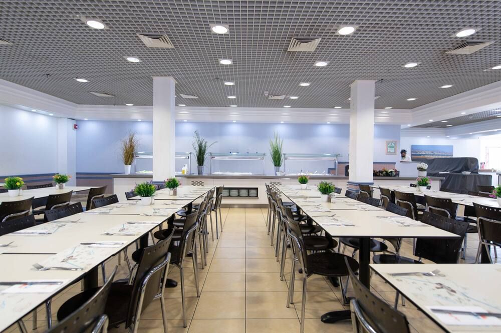 غرفة الاجتماعات