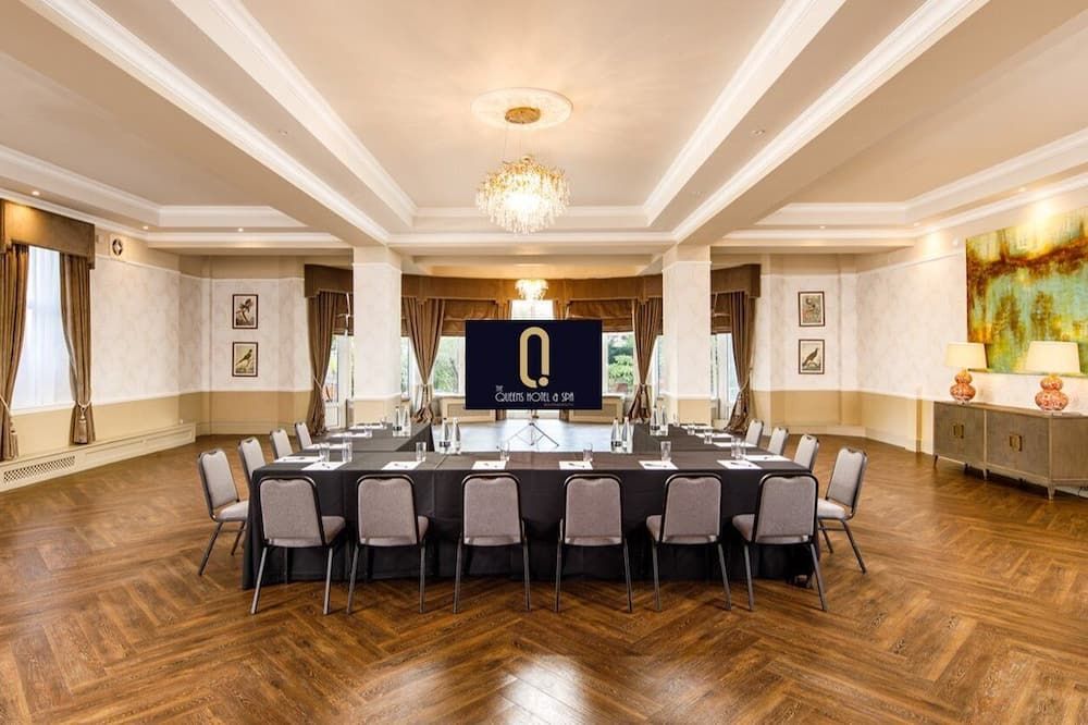 غرفة الاجتماعات