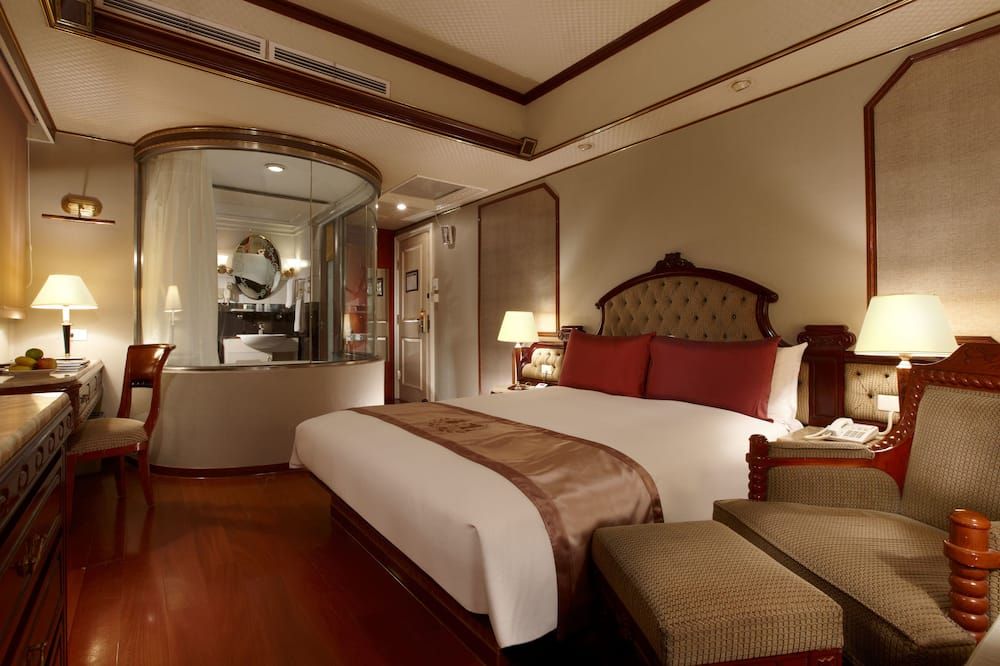 آخر
