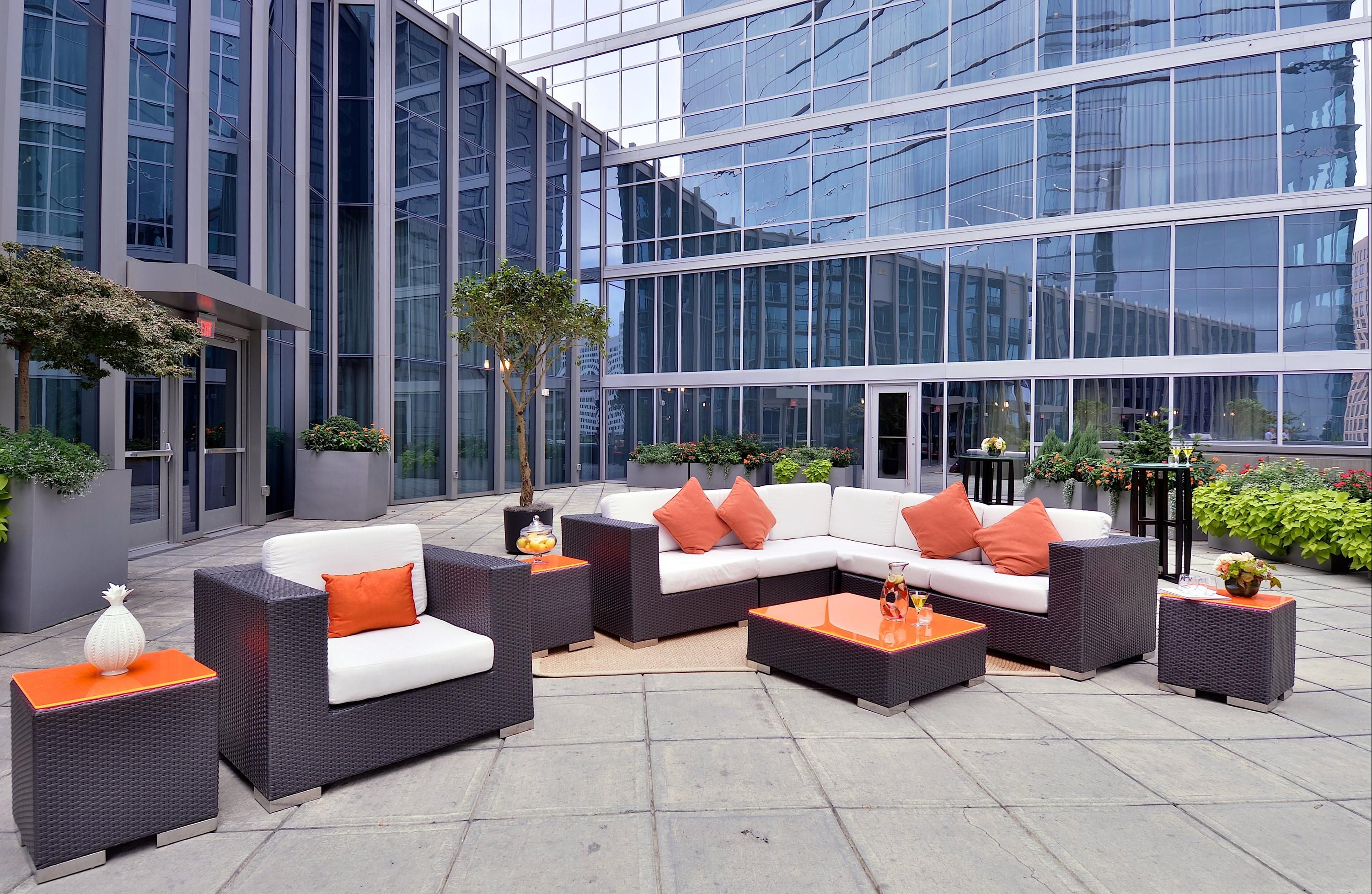 شرفة مرصوفة