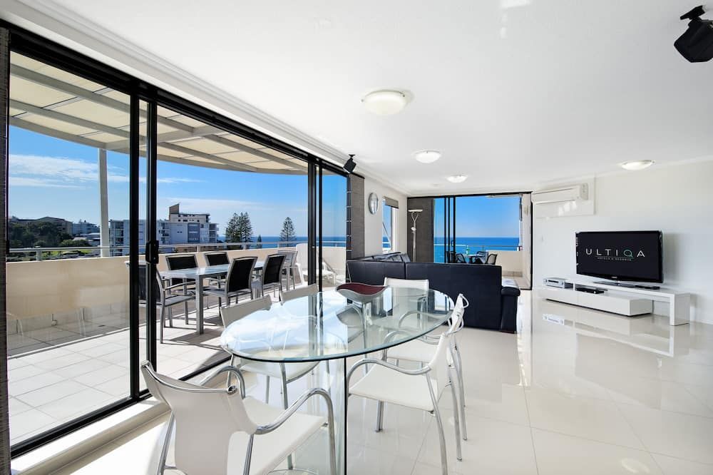 غرفة طعام صورة