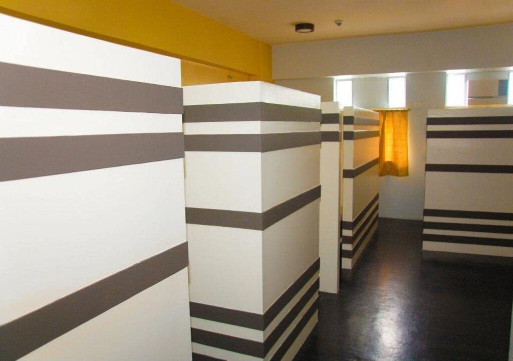 آخر