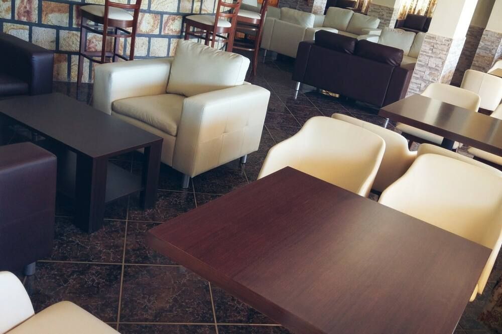 مطعم