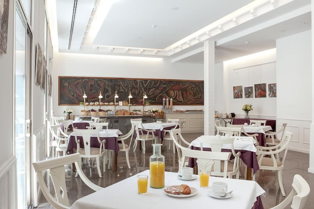 مطعم