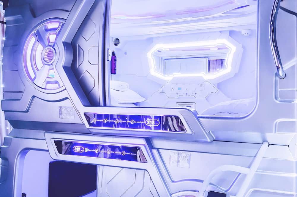 آخر