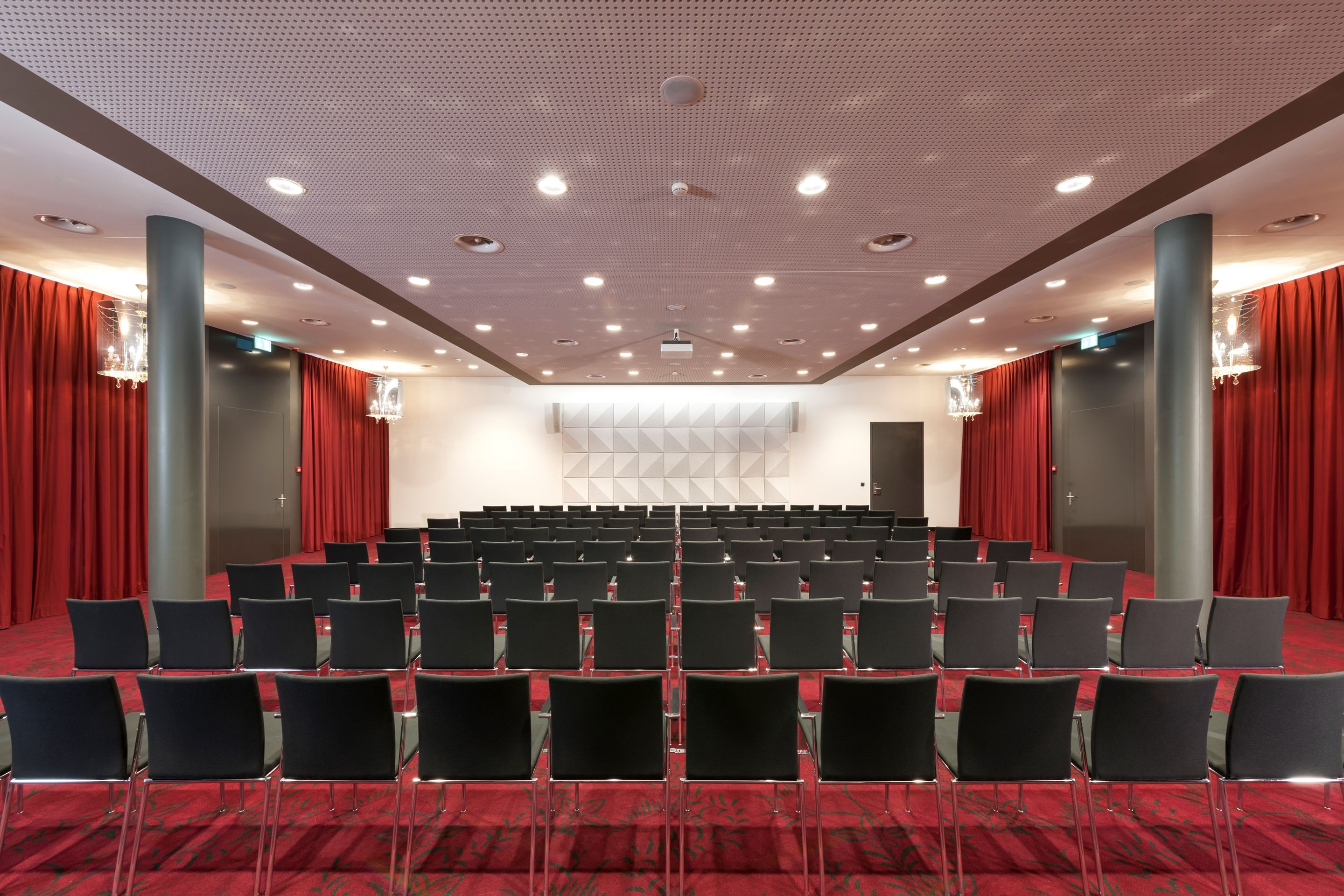 غرفة الاجتماعات