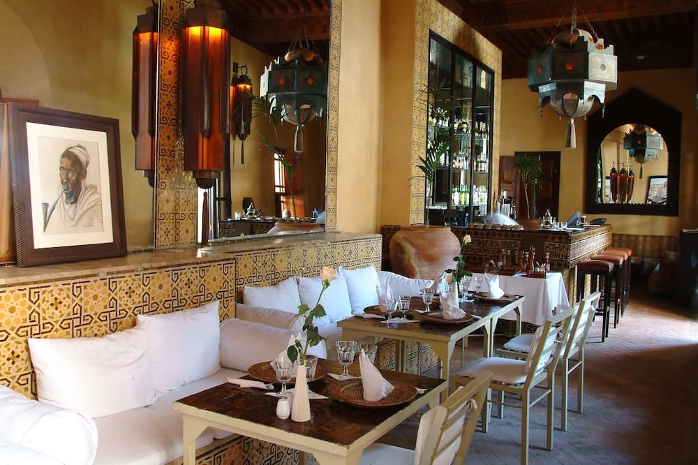 مطعم
