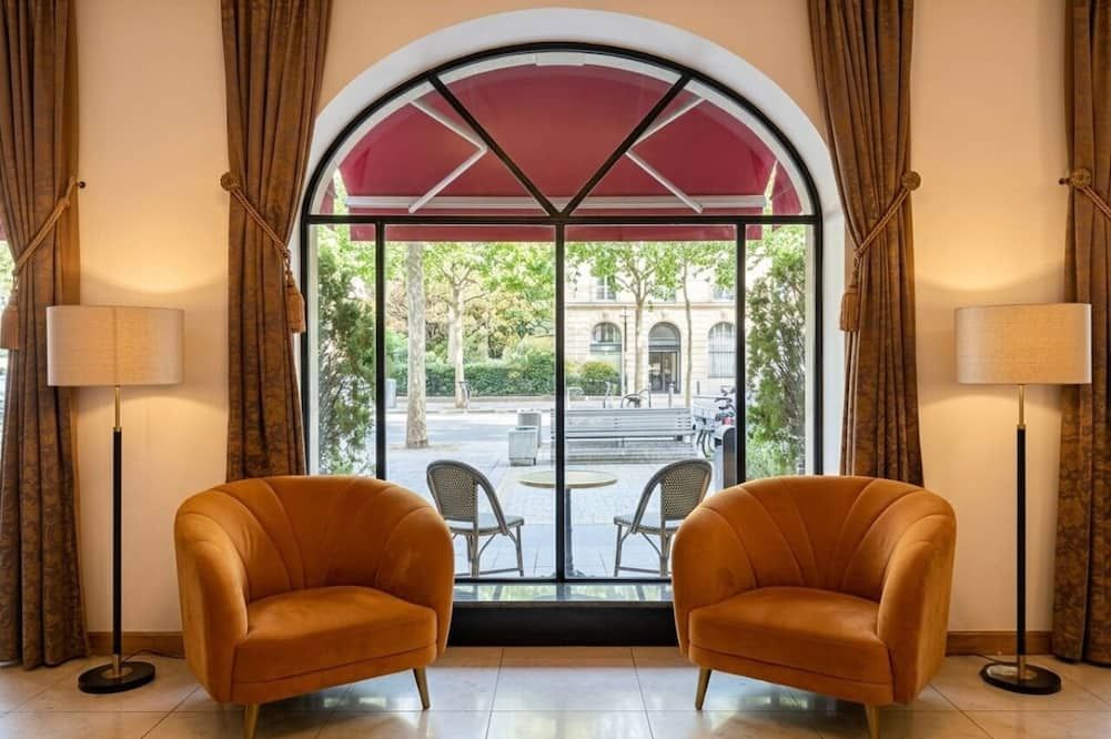 آخر