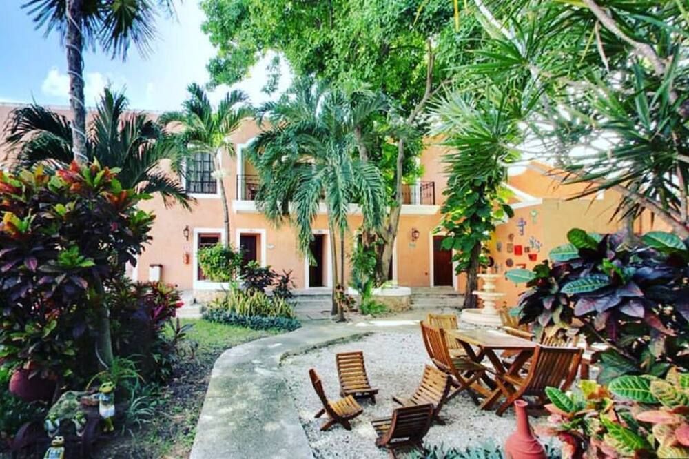 شرفة مرصوفة