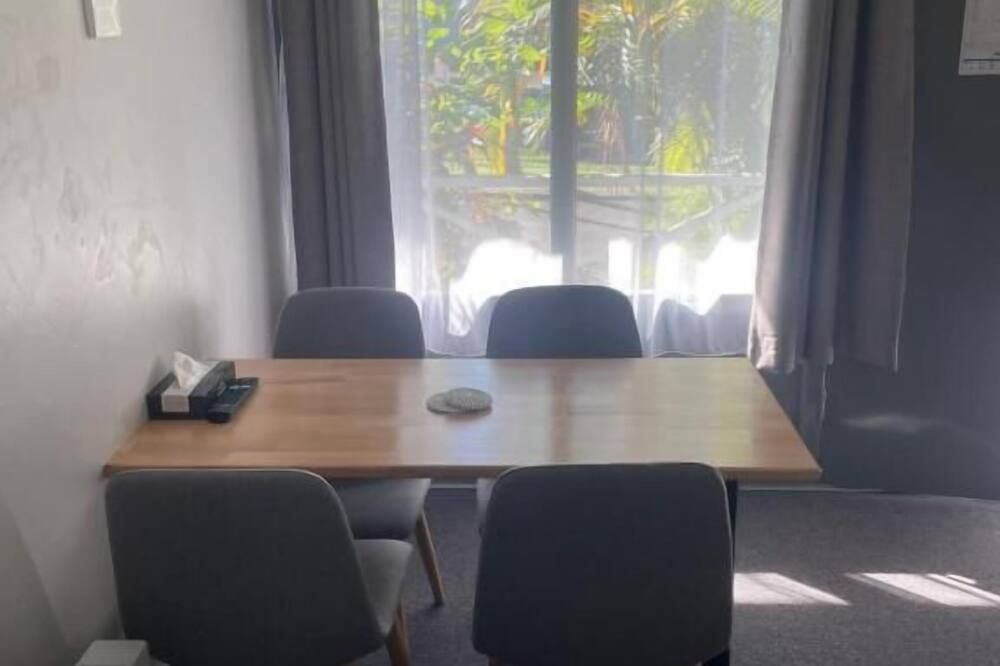 غرفة طعام صورة