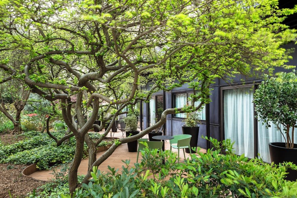 شرفة مرصوفة