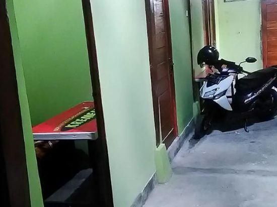 آخر