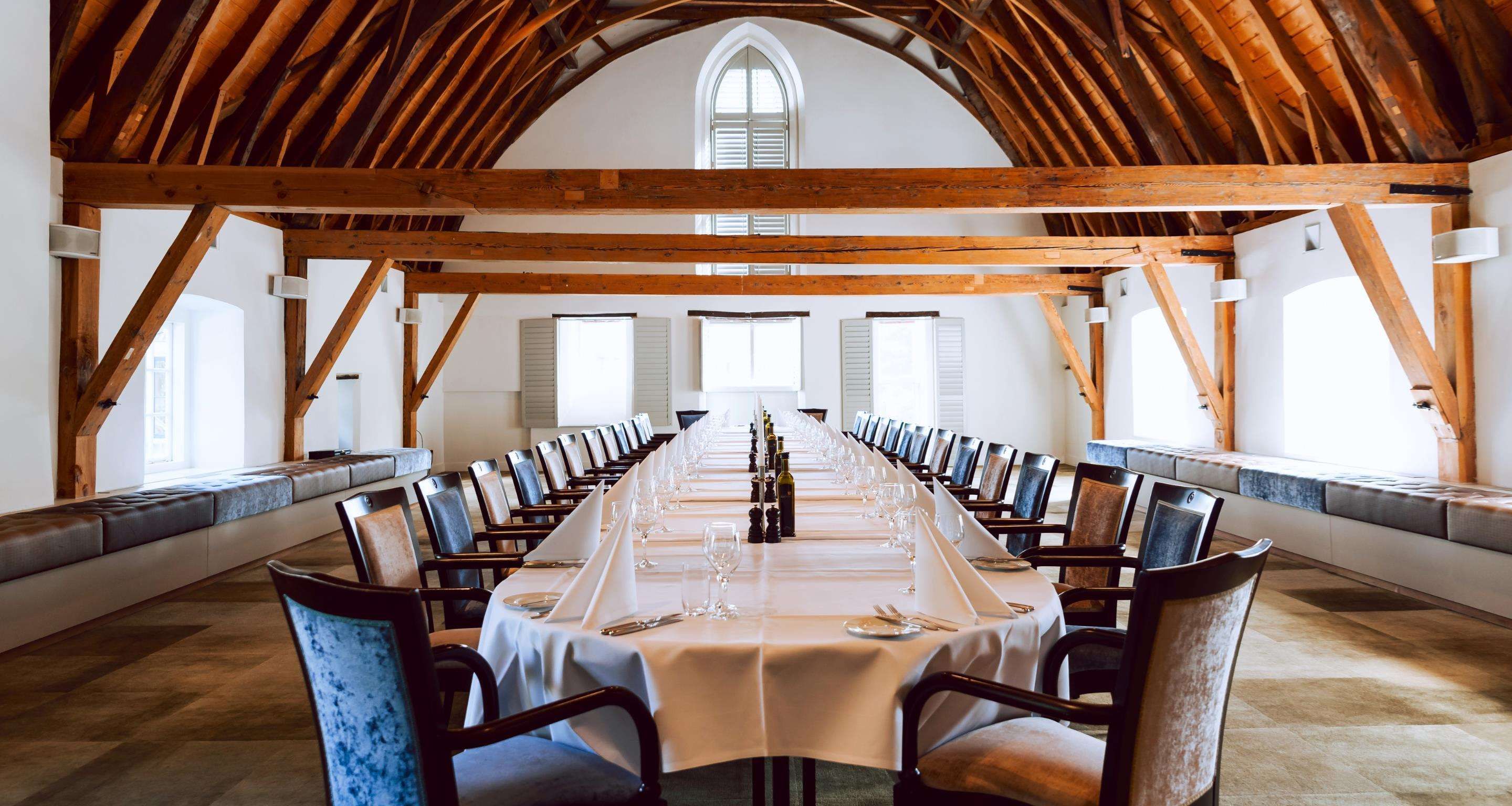 غرفة الاجتماعات