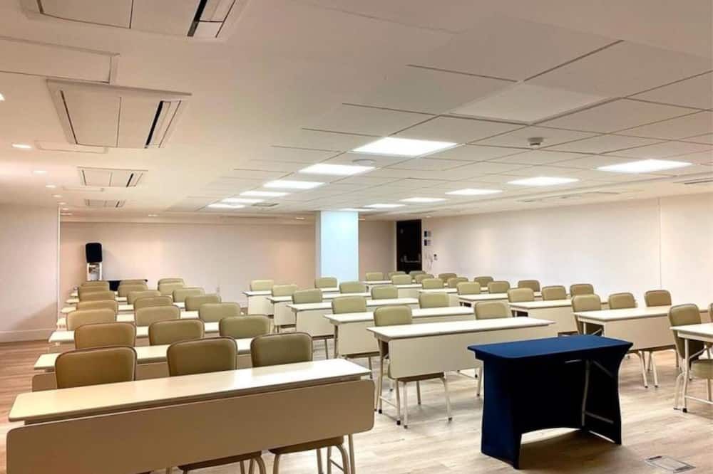 غرفة الاجتماعات