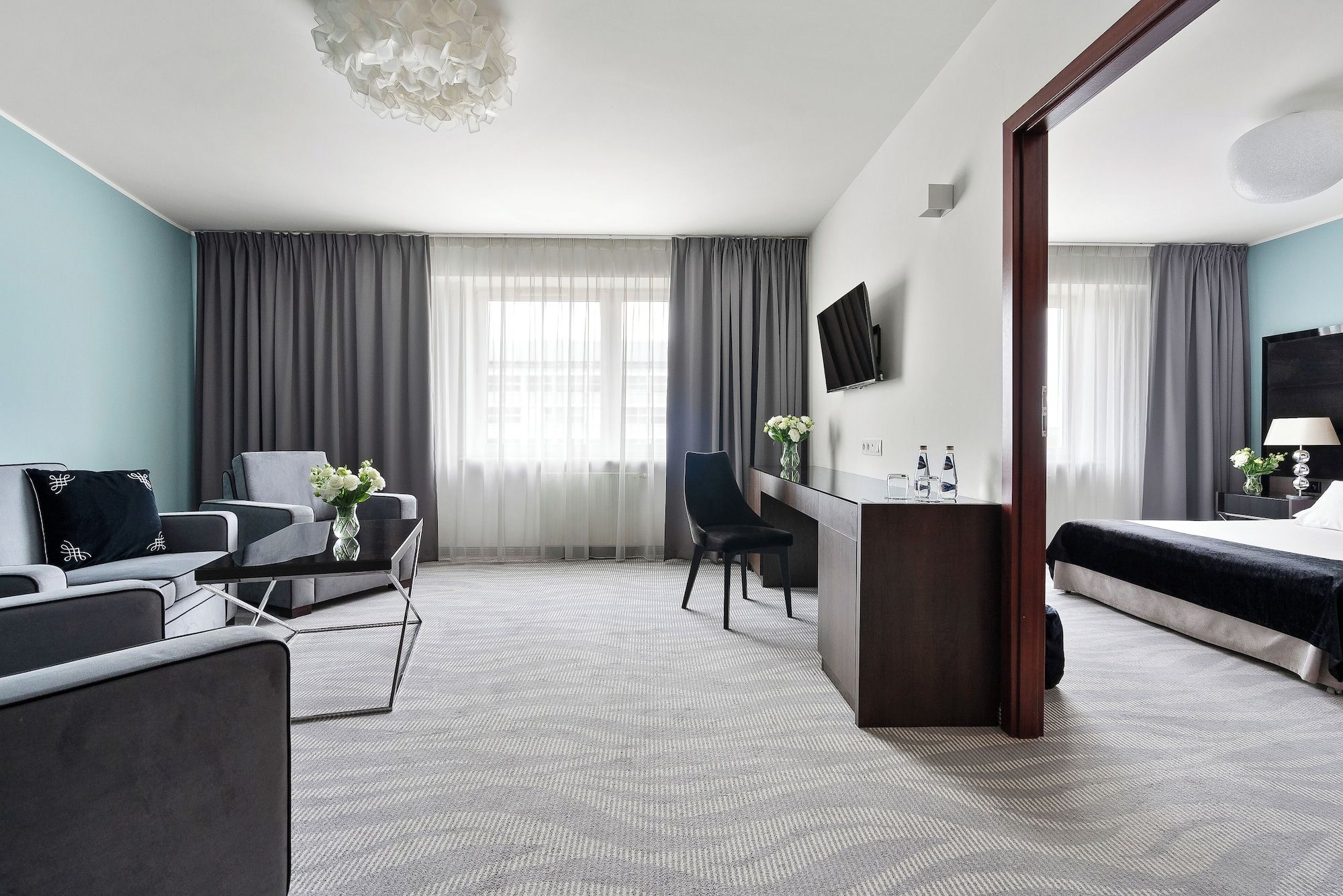 آخر