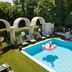 حوض السباحة