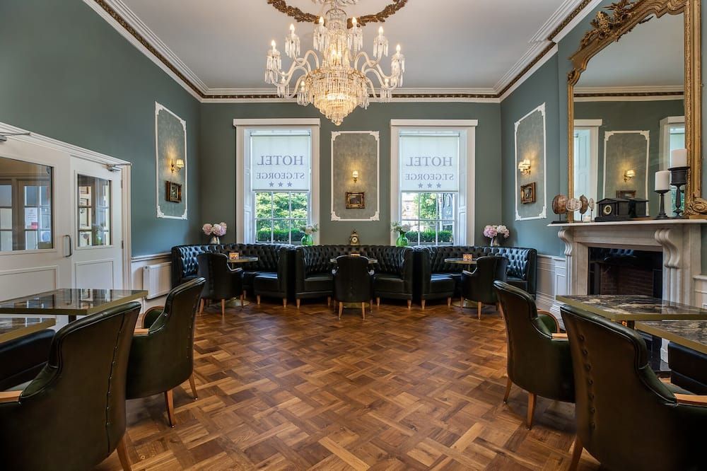 آخر