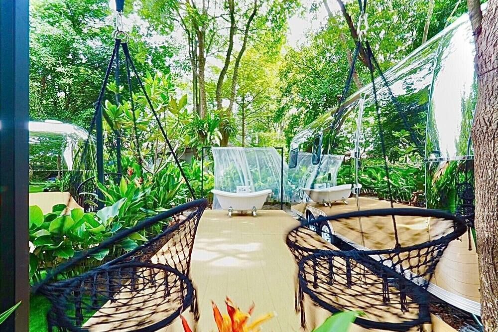 شرفة مرصوفة