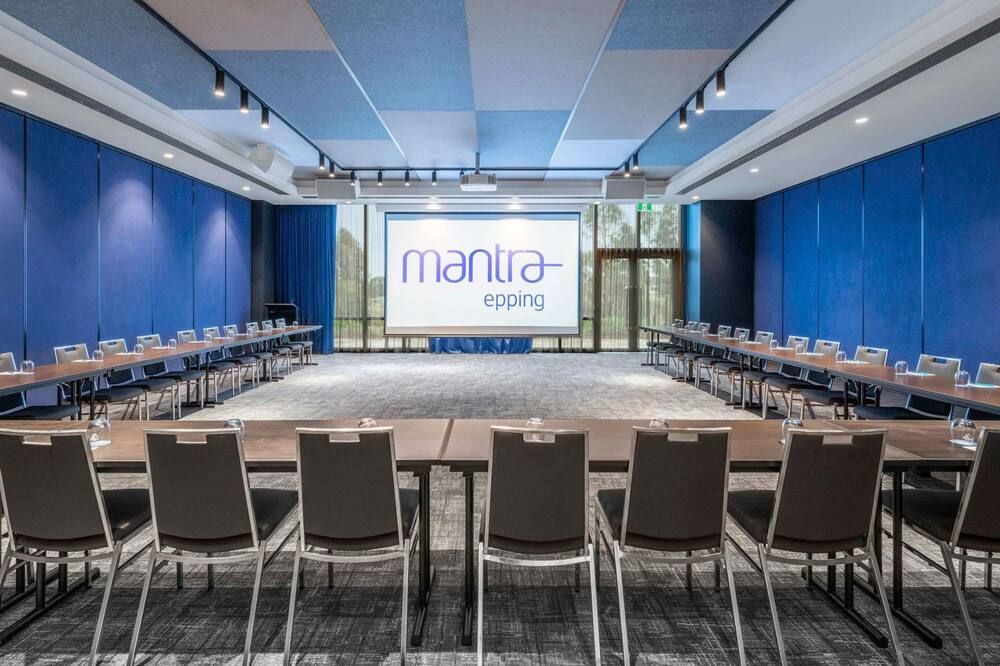 غرفة الاجتماعات