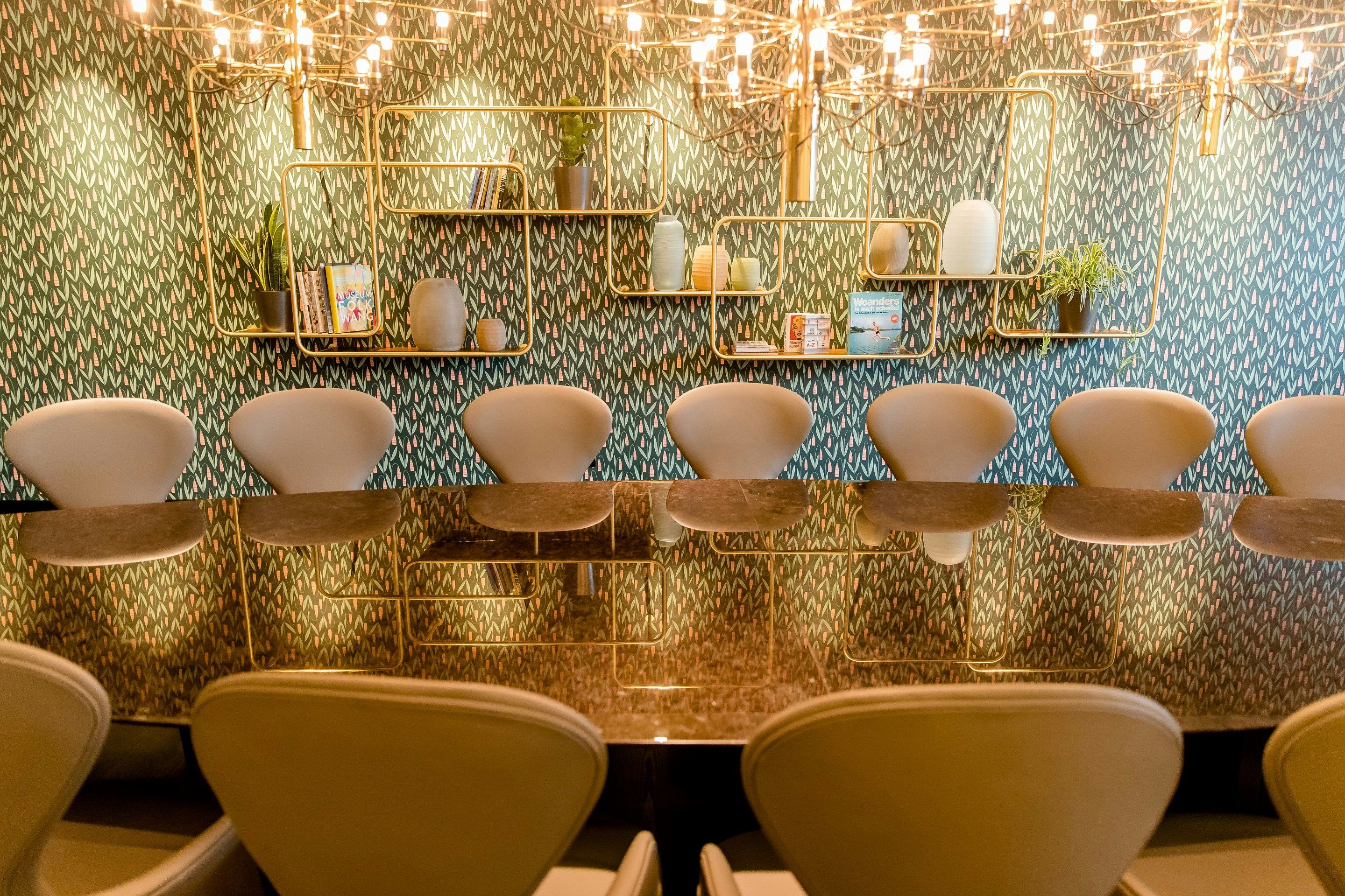 غرفة الاجتماعات