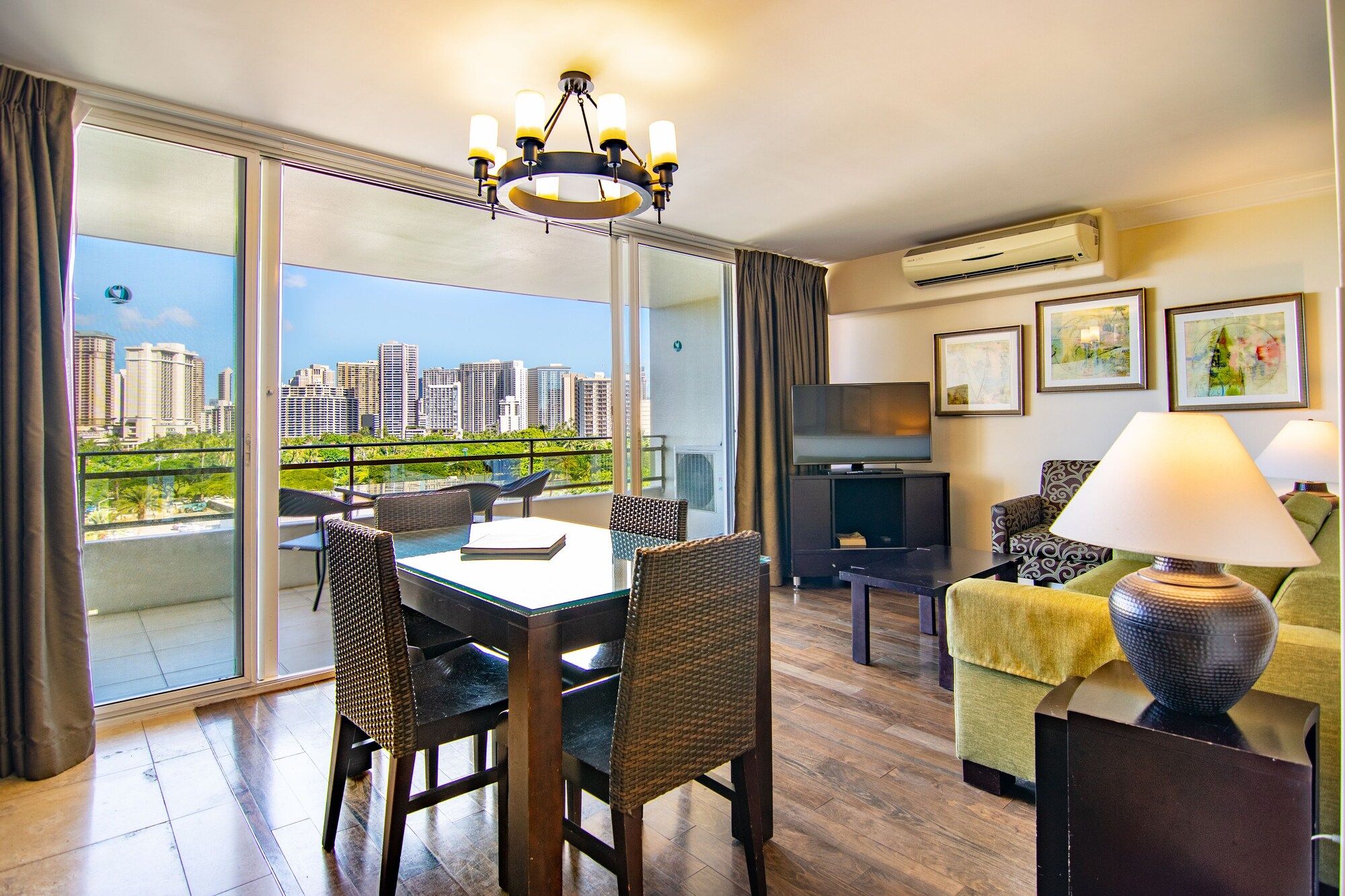 آخر