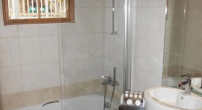 آخر
