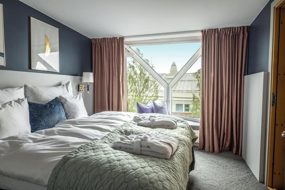 آخر