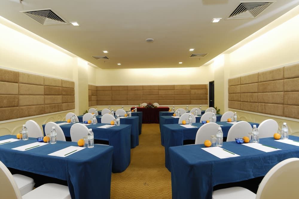 غرفة الاجتماعات