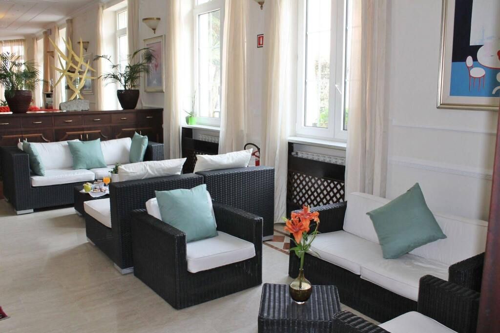 غرفة معيشة صورة