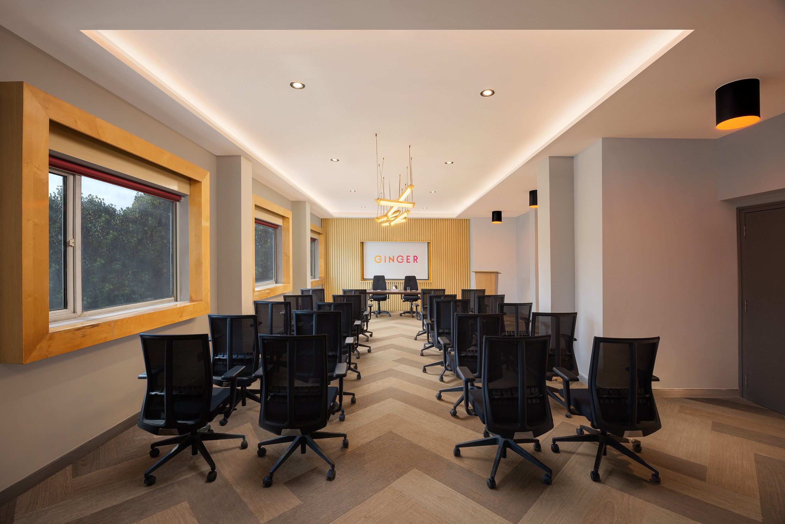 غرفة الاجتماعات