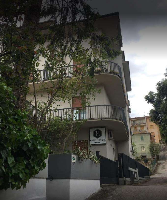 مبنى