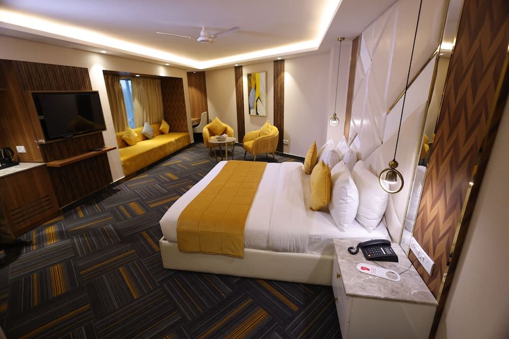 آخر