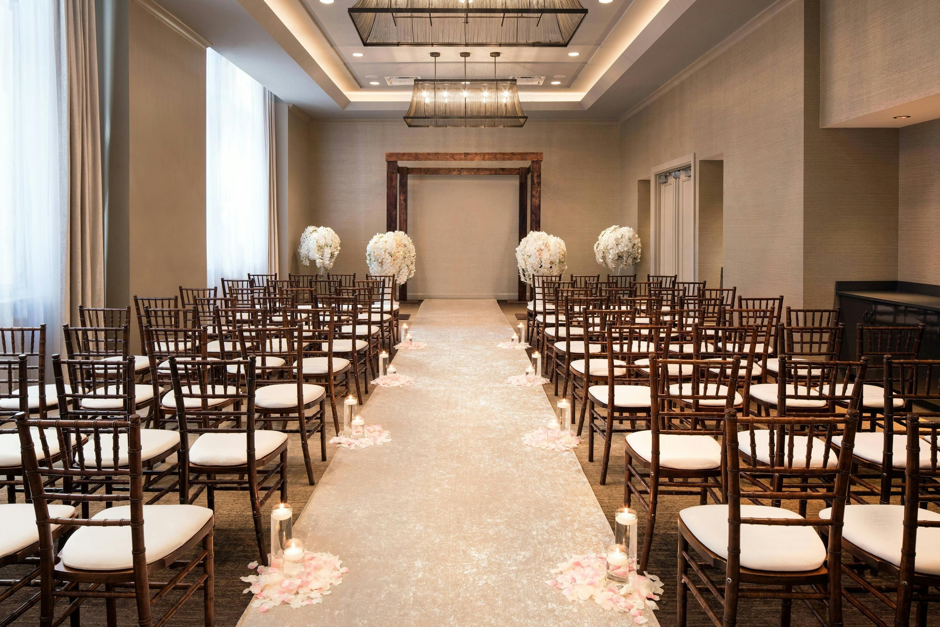 غرفة الاجتماعات